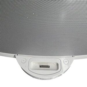 Bose Silver and White IPod Docking Bay